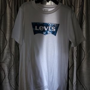 Boys Levi's shirt